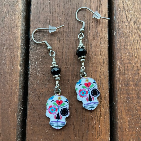 π΄β SALE ! red dot items are 2 for $25 . Bundle more than 3 and its $10 each π - Picture 10 of 11